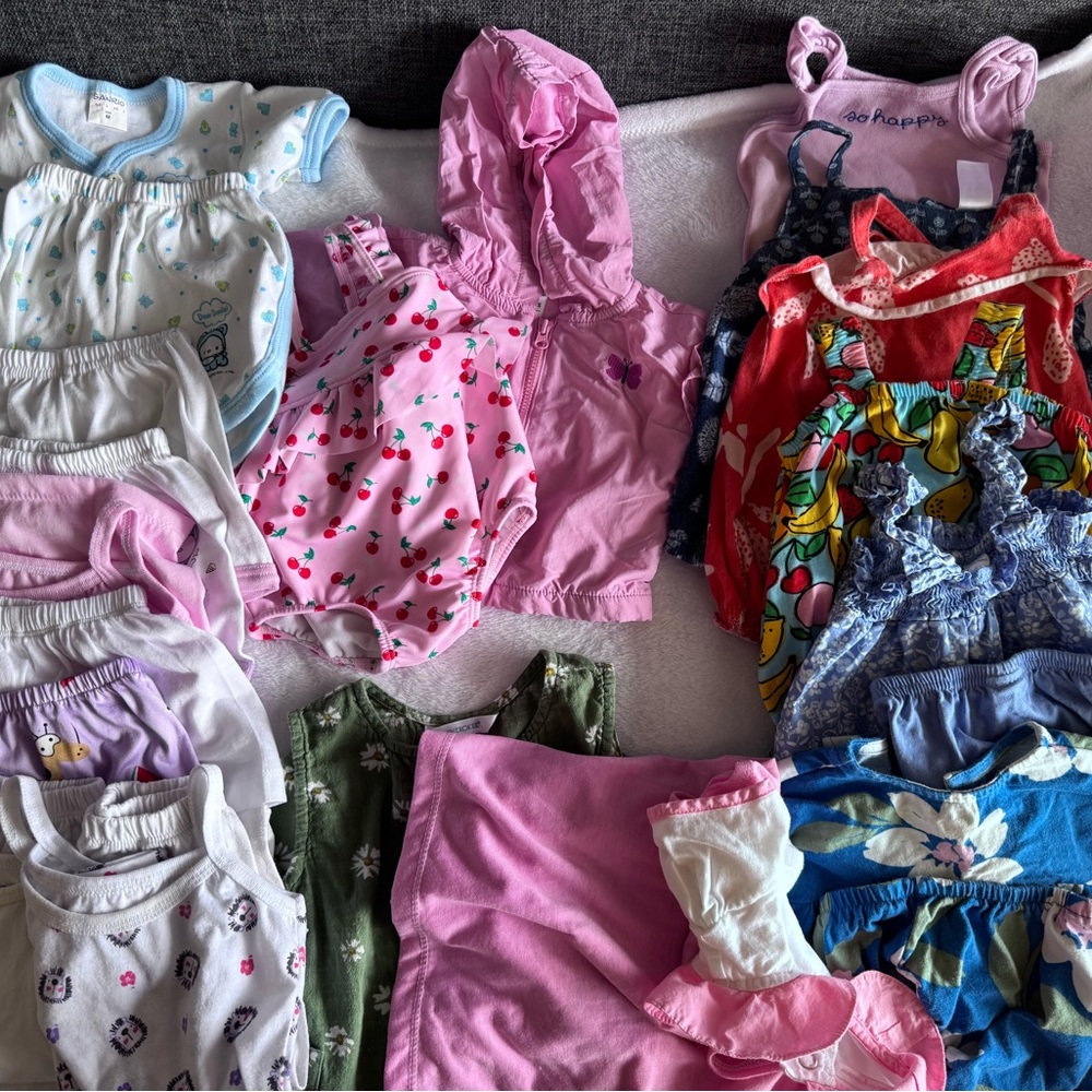 Baby girl clothes 0-3months